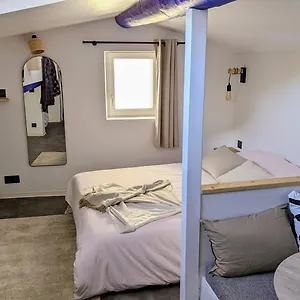 Appartement Studio Nissia Rue Paradis - City Center, Marseille